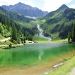 بيت للعطل Charmantes Mit Whirlpool By Interhome *