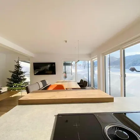 Casa vacanze Charmantes Mit Whirlpool By Interhome *